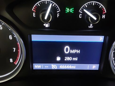 Used 2020 Buick Enclave Premium w/ LPO, Floor Liner Package image 19