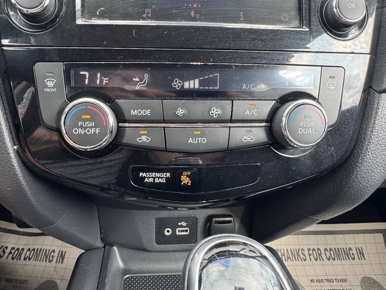 Used 2020 Nissan Rogue SV AWD/4WD image 24