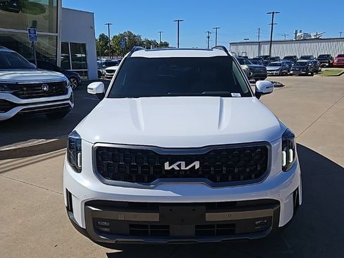 Used 2023 Kia Telluride SX X-Line AWD/4WD image 2