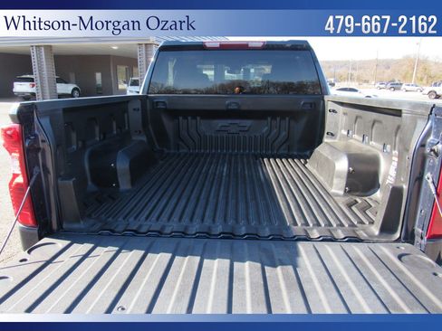 Used 2022 Chevrolet Silverado 1500 Custom image 10