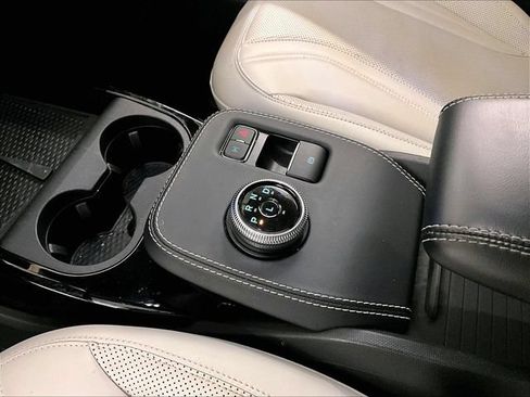 Used 2022 Ford Mustang Mach-E Premium AWD/4WD image 16