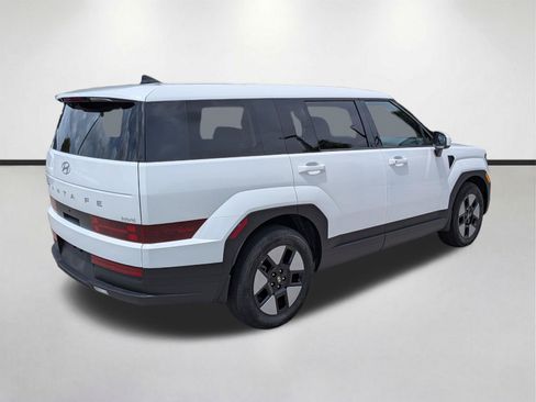 Used 2026 Hyundai Santa Fe SE FWD image 4