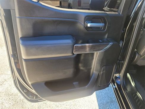 Used 2022 Chevrolet Silverado 1500 LTZ image 13