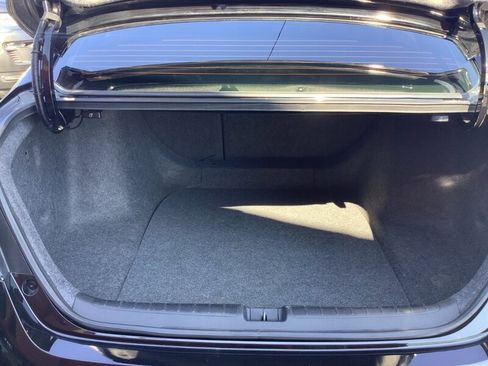 Used 2018 Honda Accord Sport image 11