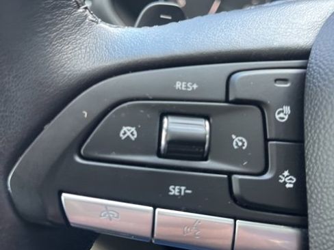 Used 2020 Cadillac XT4 Premium Luxury w/ Technology Package image 20