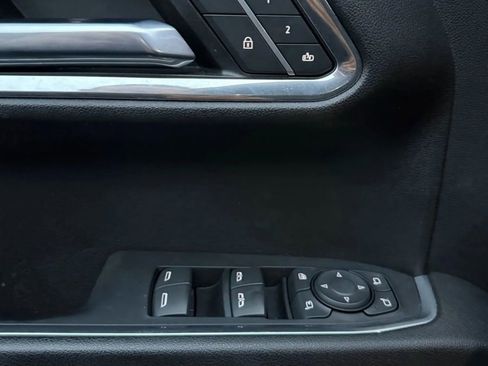 Used 2023 GMC Sierra 1500 SLT w/ SLT Premium Plus Package image 9