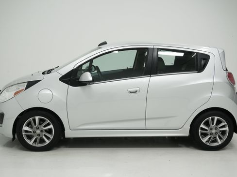 Used 2015 Chevrolet Spark LT image 7
