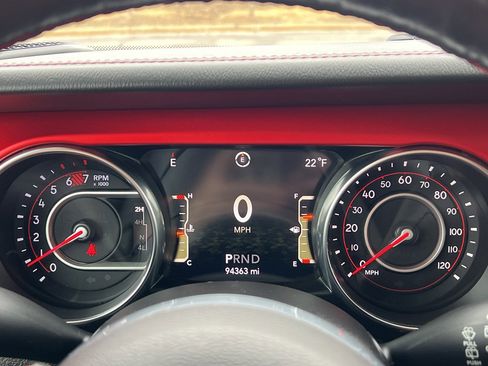 Used 2019 Jeep Wrangler Unlimited Rubicon w/ Dual Top Group image 32