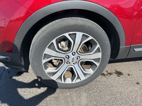 Used 2019 Ford Explorer Limited w/ Limited Luxury Package image 17