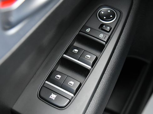 Used 2023 Kia Forte LXS image 27