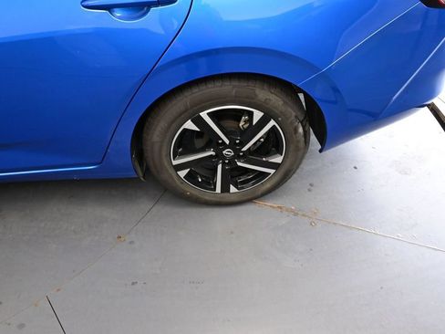 Used 2024 Nissan Sentra SV FWD image 17