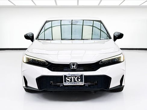 Used 2025 Honda Civic Sport image 2