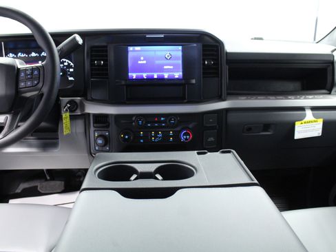 New 2025 Ford F350 XL w/ XL Chrome Package image 18