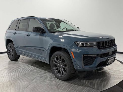 New 2026 Jeep Grand Cherokee Limited image 1