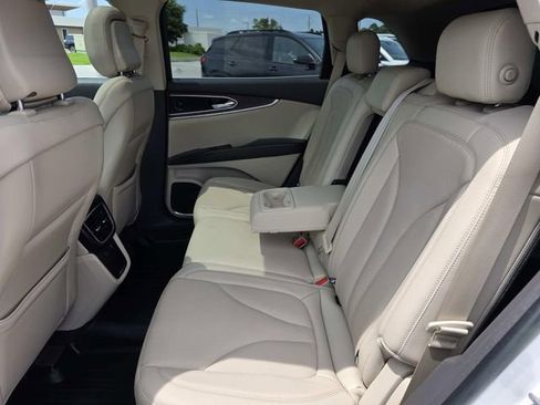Used 2020 Lincoln Nautilus Reserve AWD/4WD image 7