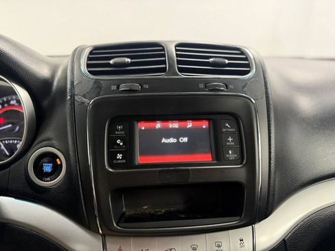 Used 2017 Dodge Journey SE w/ Flexible Seating Group FWD image 58