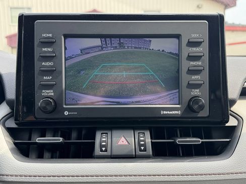 Used 2022 Toyota RAV4 XLE Premium AWD/4WD image 22
