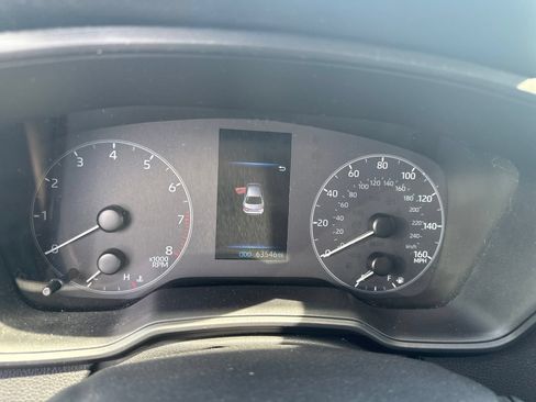 Used 2024 Toyota Corolla LE FWD image 7