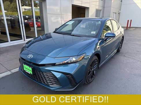 Certified 2026 Toyota Camry SE w/ Convenience Package FWD image 1