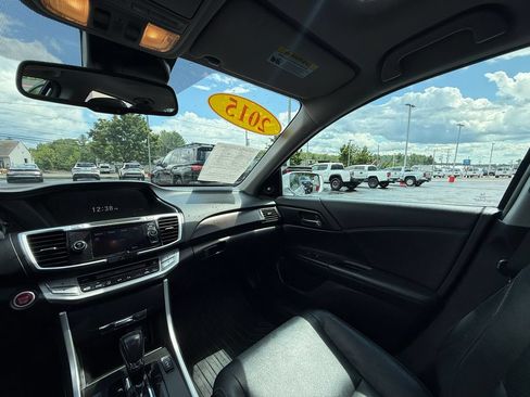 Used 2015 Honda Accord EX-L image 12