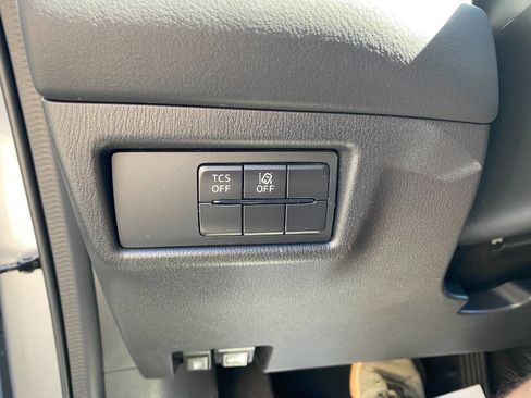 Used 2020 MAZDA CX-5 Touring image 21