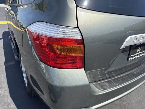 Used 2010 Toyota Highlander 2WD image 29