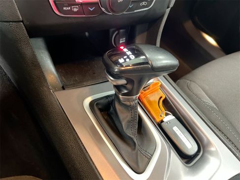 Used 2022 Dodge Charger SXT image 16