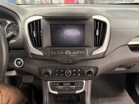 Used 2023 GMC Terrain SLE w/ Driver Convenience Package AWD/4WD image 23