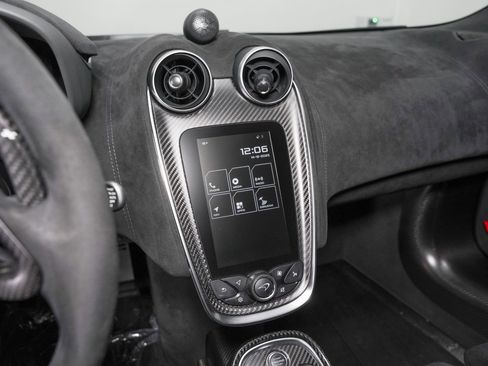Used 2020 McLaren 620R image 52