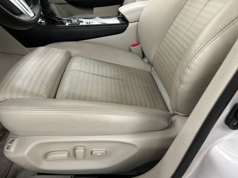 Used 2020 INFINITI Q50 3.0t AWD/4WD image 7