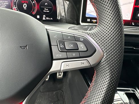 Used 2025 Volkswagen GTI SE image 23