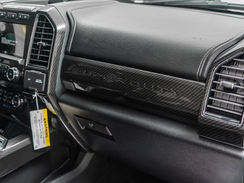Used 2021 Ford F250 Lariat w/ Lariat Ultimate Package AWD/4WD image 31