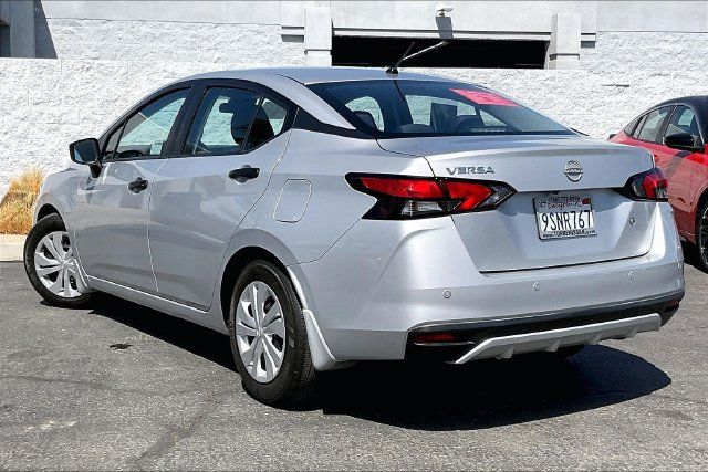 Certified 2025 Nissan Versa S w/ Trunk Package FWD image 10