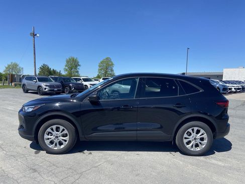 Used 2025 Ford Escape Active AWD/4WD image 7