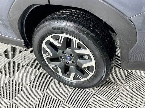 Certified 2025 Subaru Forester image 35