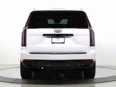 Certified 2025 Cadillac Escalade Sport Platinum w/ LPO, ONYX Package image 5