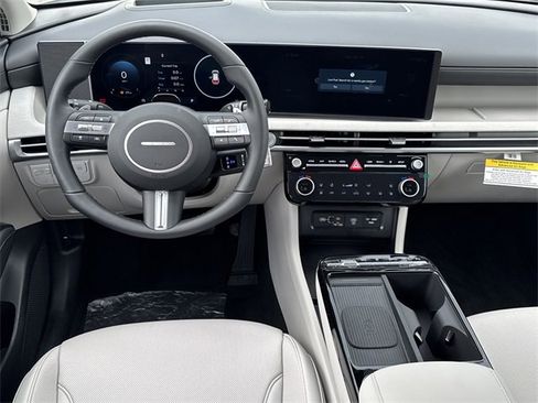 New 2026 Hyundai Tucson Limited image 16