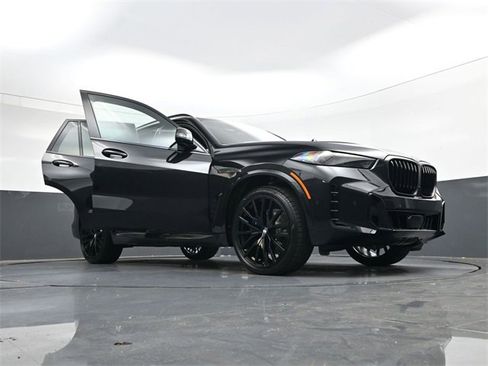 New 2026 BMW X5 xDrive40i w/ M Sport Package image 37