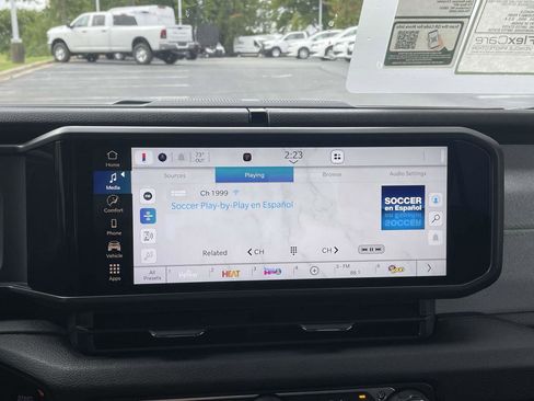 New 2025 Jeep Gladiator Sport image 19