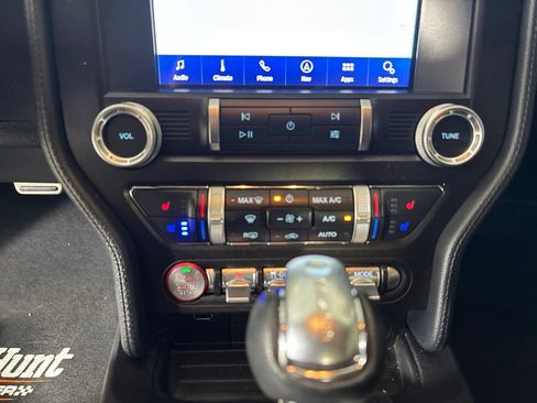 Used 2020 Ford Mustang GT Premium w/ GT Performance Package RWD image 18