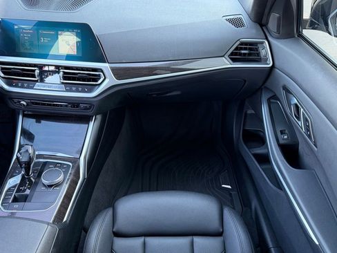Used 2020 BMW 330i Sedan w/ Driving Assistance Package image 9