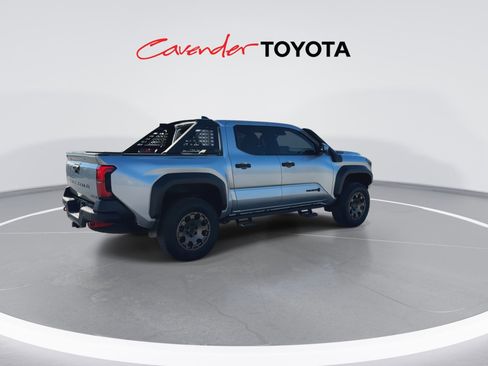 Used 2024 Toyota Tacoma 4x4 Double Cab Hybrid image 8