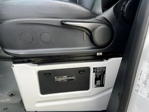 Used 2022 Mercedes-Benz Sprinter 144 Cargo image 20