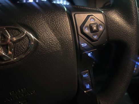 Used 2019 Toyota Tundra SR image 13