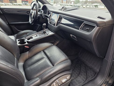 Used 2017 Porsche Macan S AWD/4WD image 29