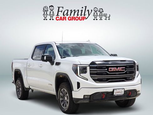 Used 2025 GMC Sierra 1500 AT4 AWD/4WD image 2
