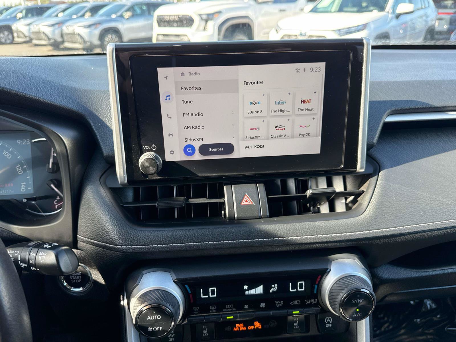 Used 2025 Toyota RAV4 XLE w/ Weather Package AWD/4WD image 22