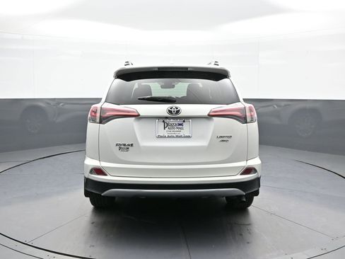 Certified 2018 Toyota RAV4 Limited image 7