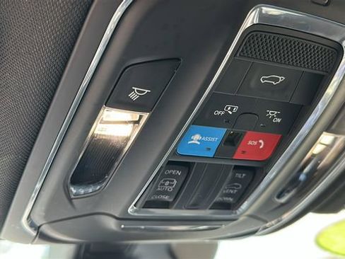 Used 2023 Jeep Grand Cherokee L Laredo AWD/4WD image 21