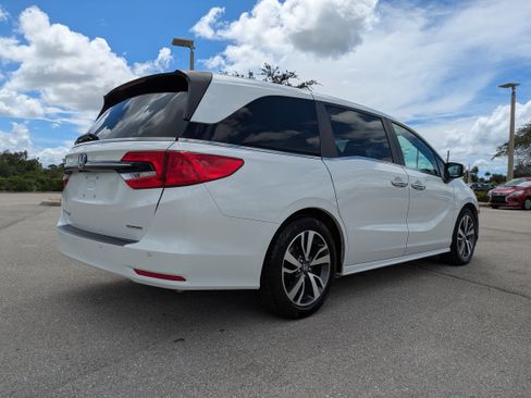 Used 2022 Honda Odyssey Touring image 4